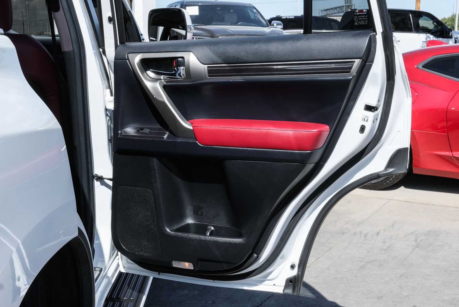 Used 2021 Lexus GX 460 Premium w/ Premium Package AWD/4WD image 41