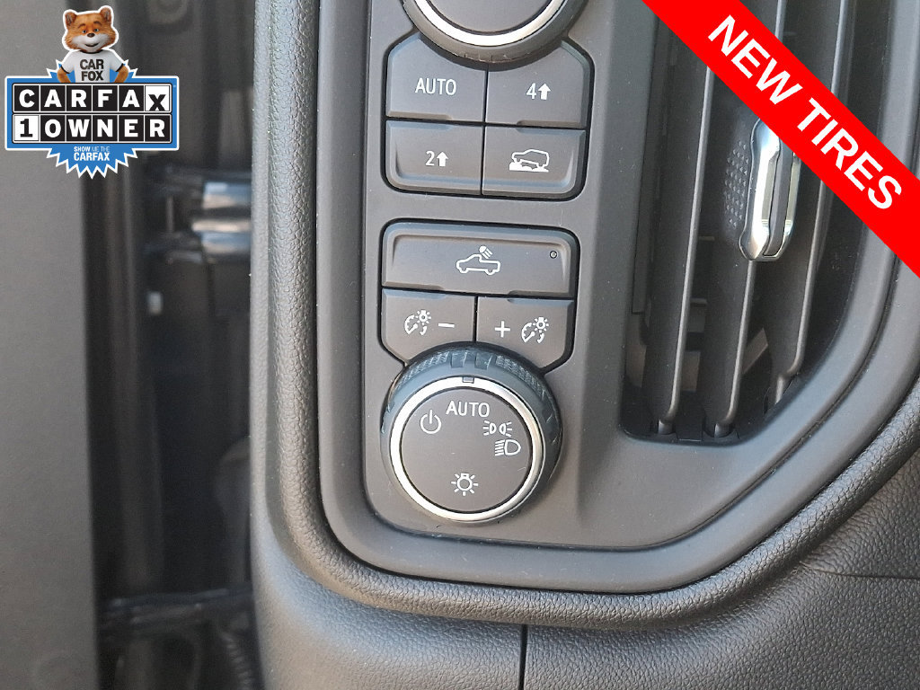 Used 2021 Chevrolet Silverado 1500 Custom w/ LPO, Dark Essentials Package AWD/4WD image 25