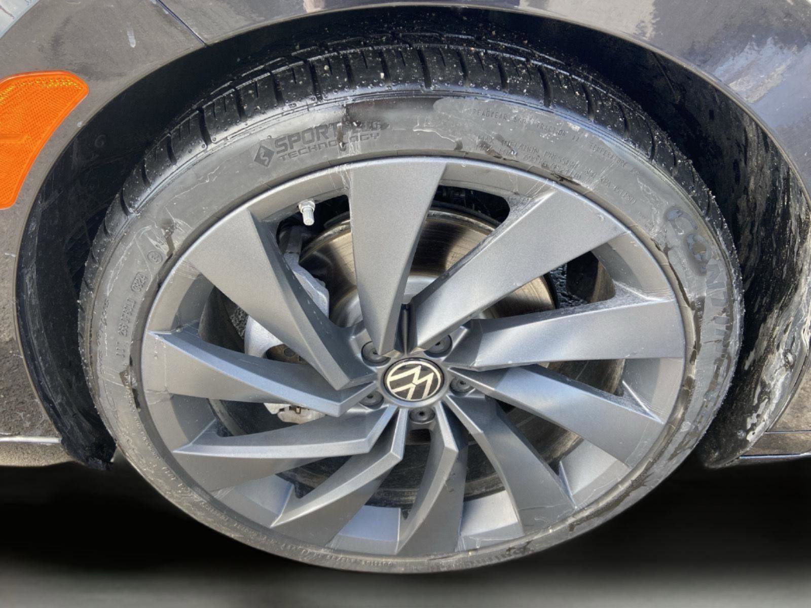 Used 2023 Volkswagen Arteon SEL image 14