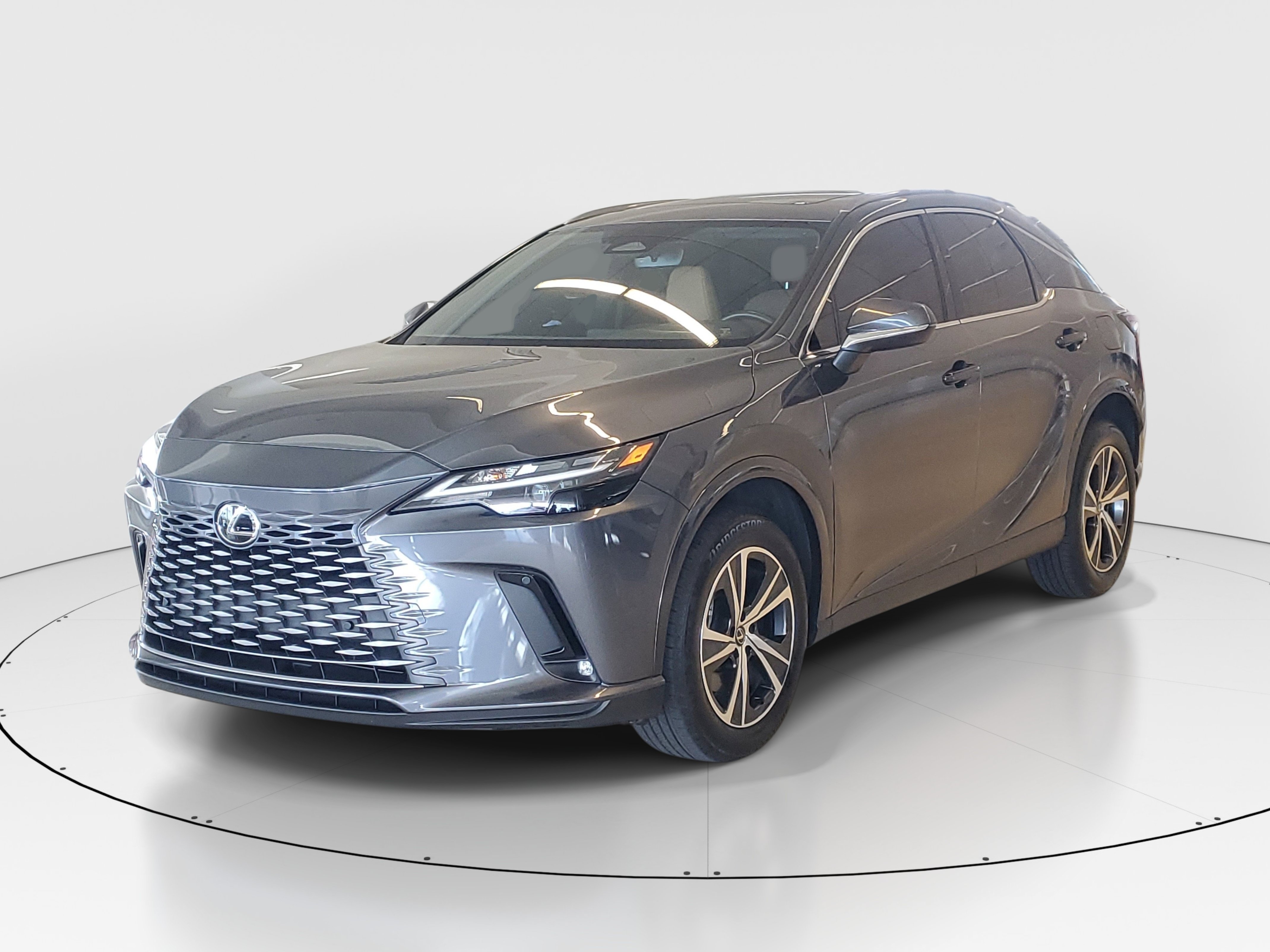 Used 2024 Lexus RX 350 Premium w/ Accessory Package (Z1) FWD image 6