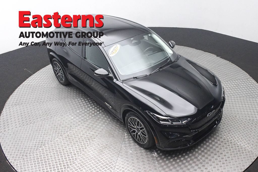 Used 2025 Ford Mustang Mach-E Premium AWD/4WD image 3