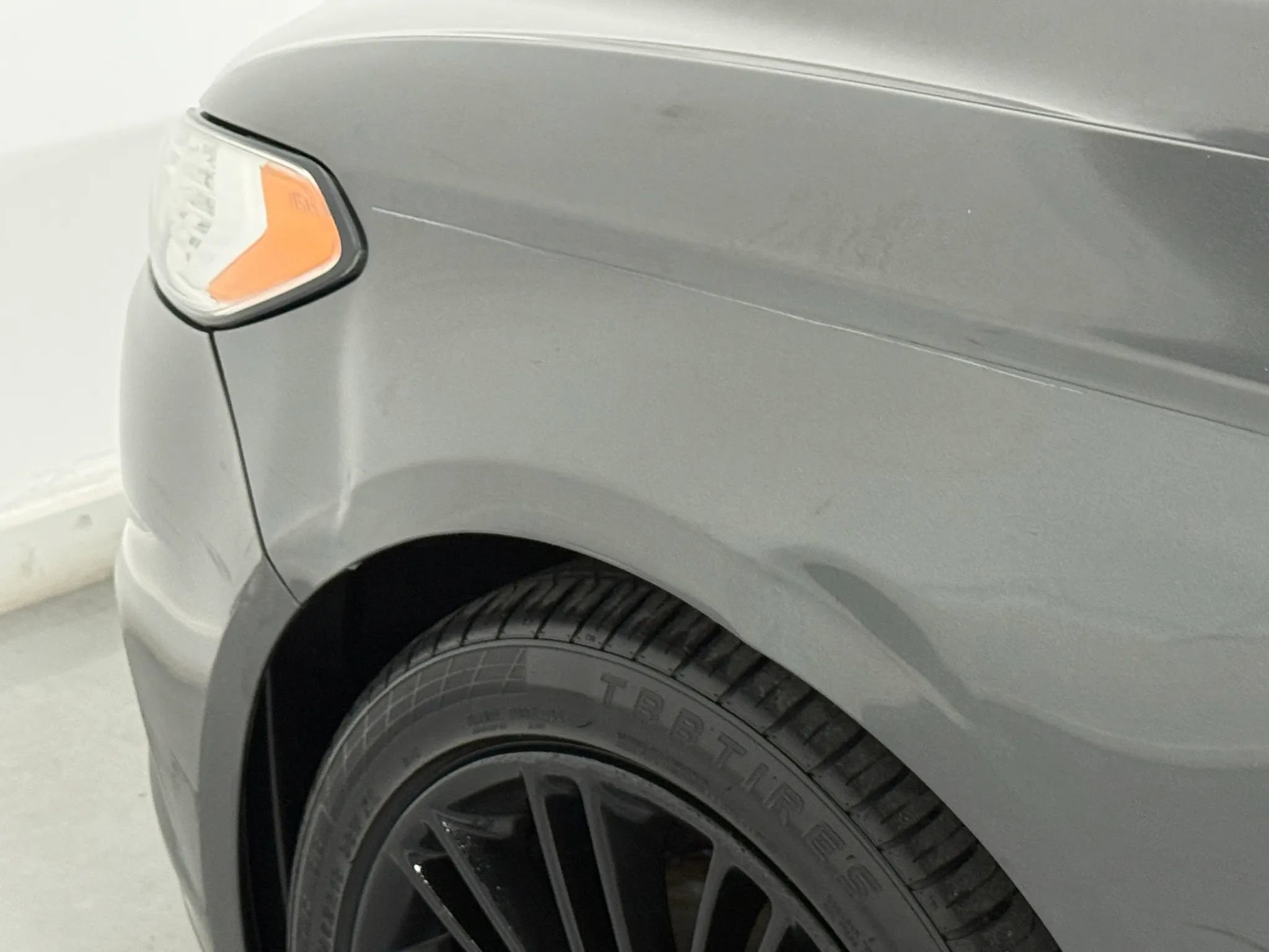 Used 2016 Ford Fusion SE w/ Equipment Group 202A image 23