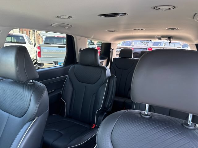 Used 2025 Hyundai Palisade SEL FWD image 32