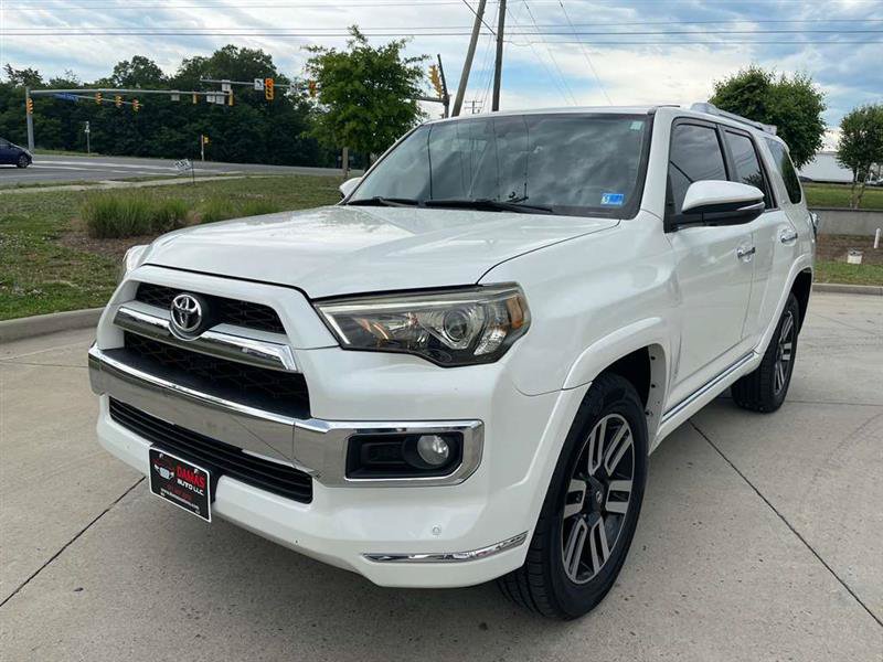 Used 2018 Toyota 4Runner Limited AWD/4WD image 7
