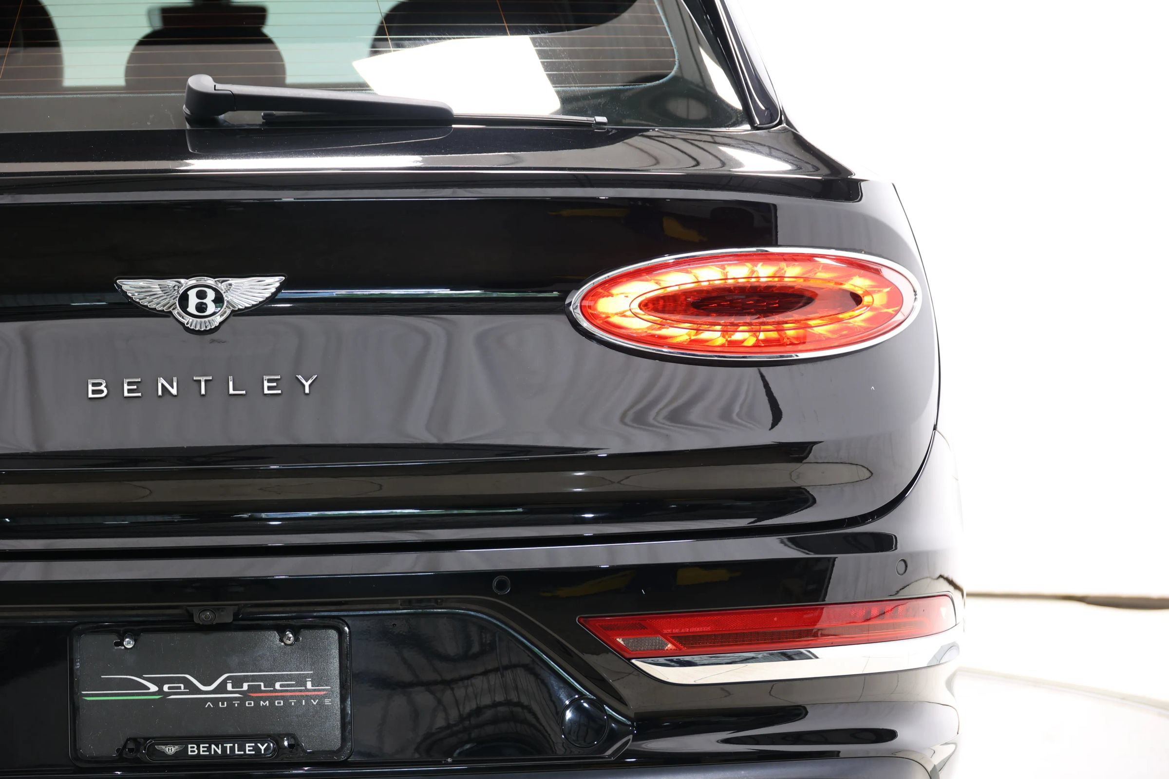 Used 2022 Bentley Bentayga AWD/4WD image 73