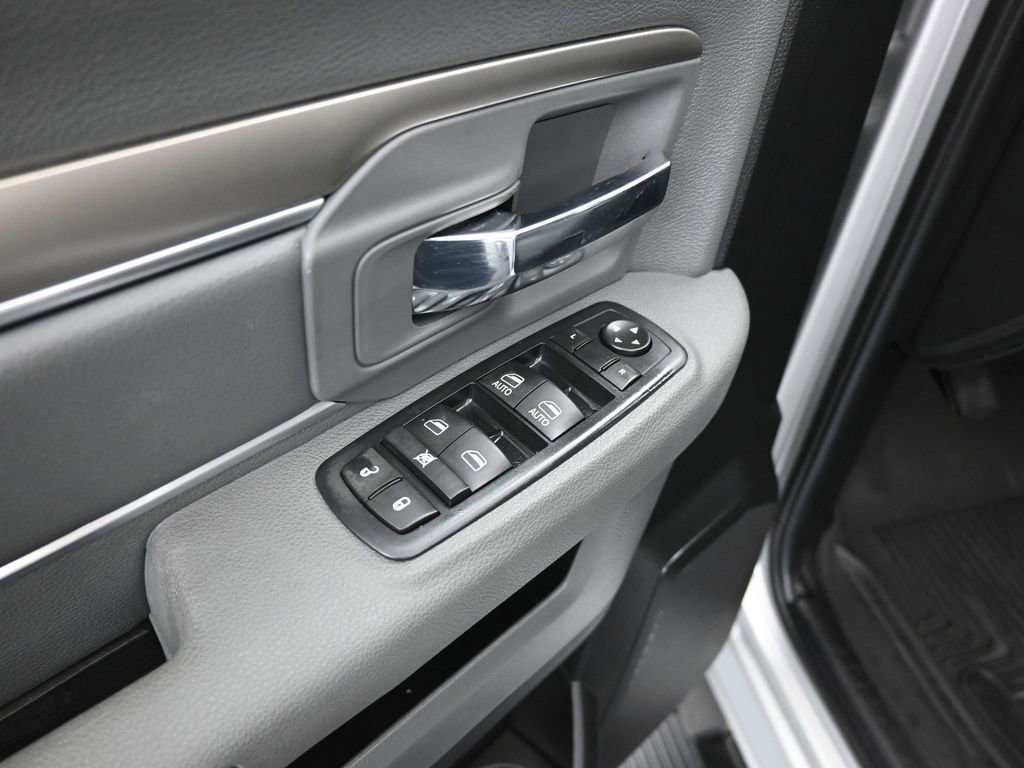 Used 2016 RAM 2500 Big Horn image 13