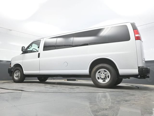 Used 2024 Chevrolet Express 3500 LS RWD image 36