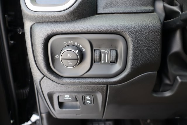 New 2026 RAM 1500 Big Horn AWD/4WD image 13