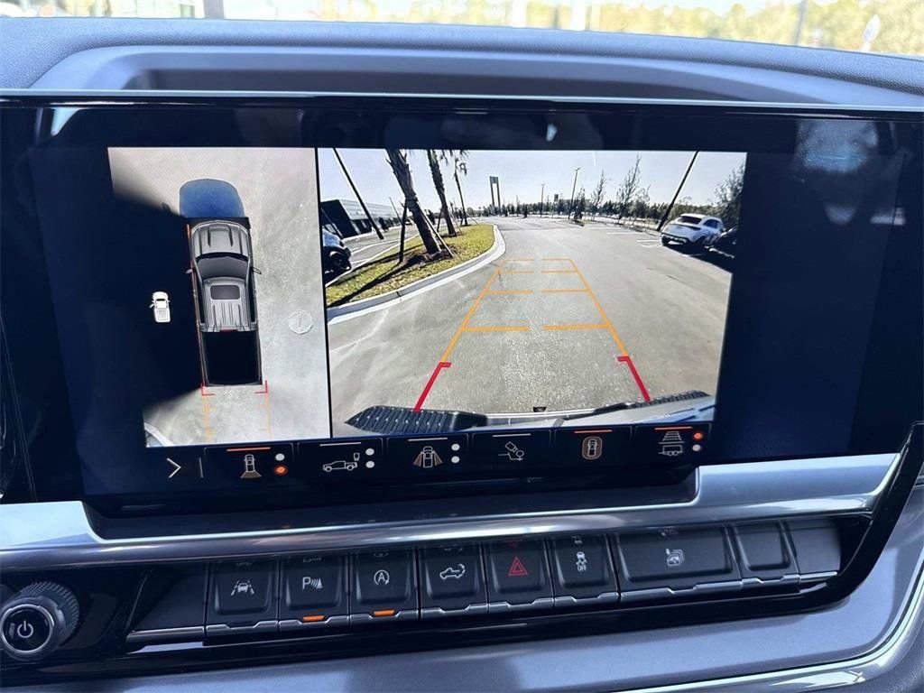 Used 2024 Chevrolet Silverado 1500 High Country w/ High Country Premium Package image 25