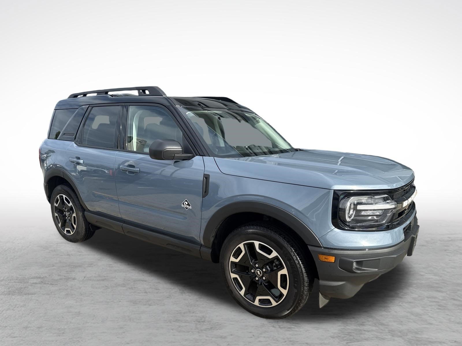 Used 2024 Ford Bronco Sport Outer Banks w/ Tech Package AWD/4WD image 8