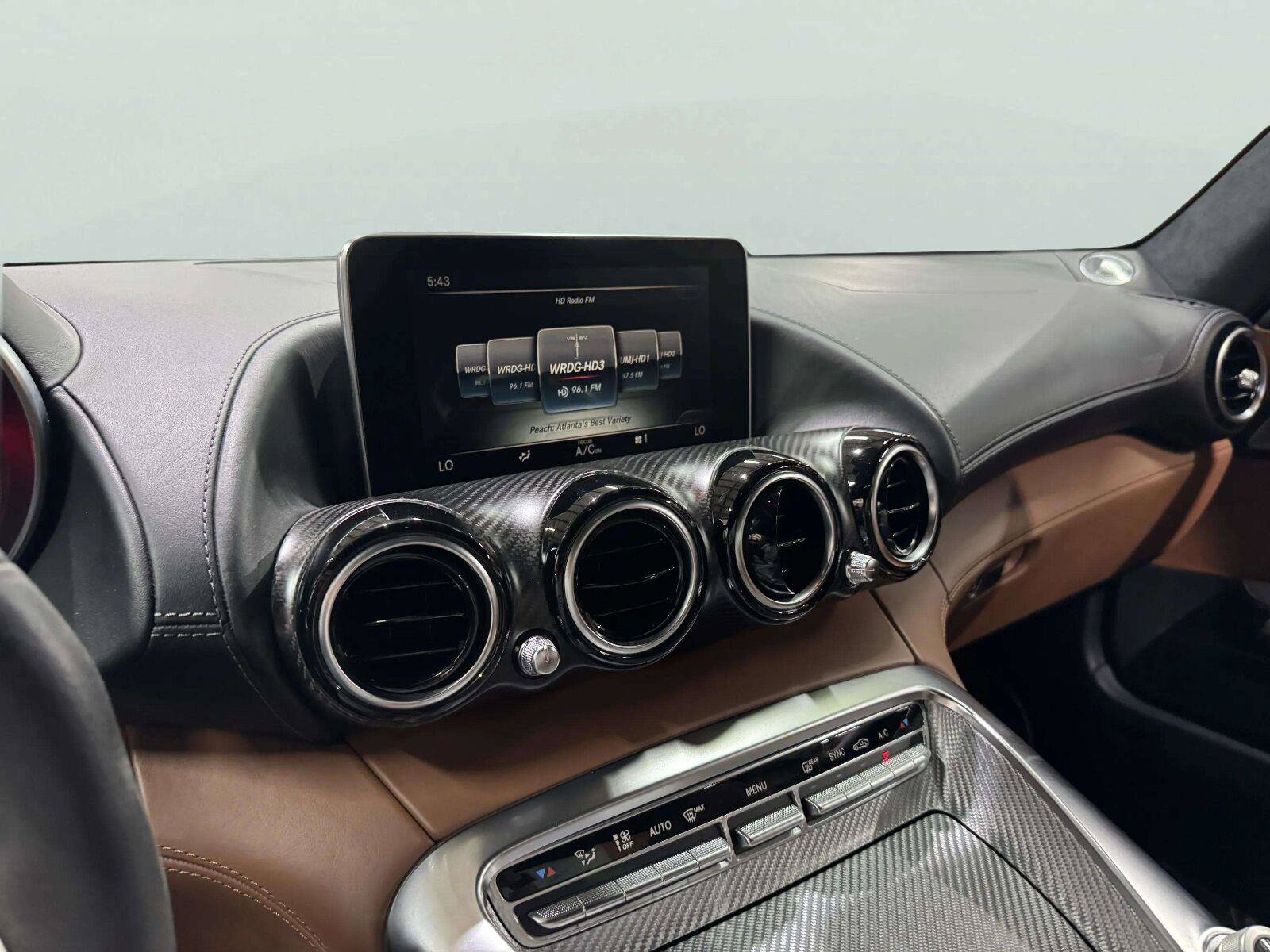 Used 2016 Mercedes-Benz AMG GT S image 30