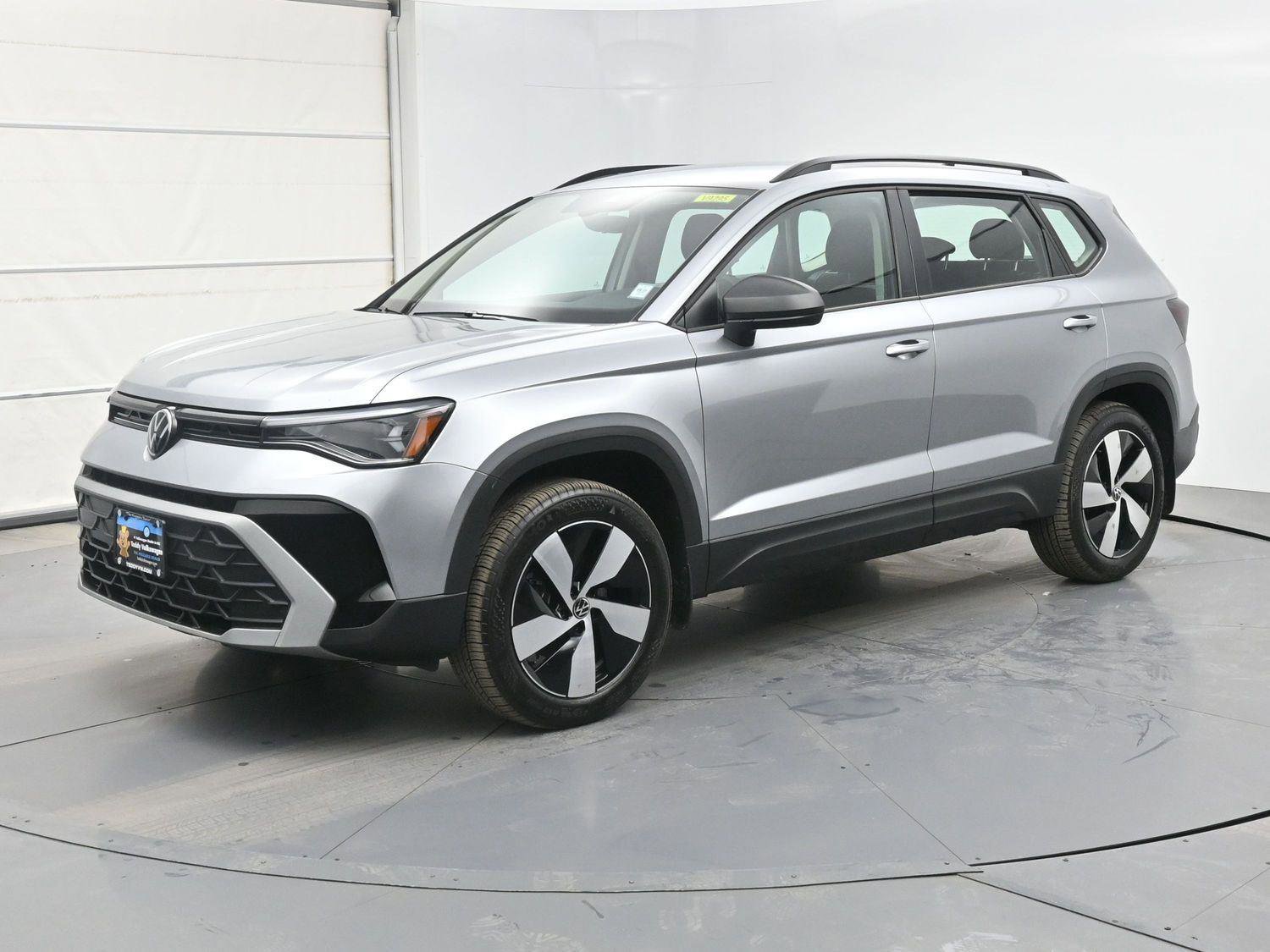 Certified 2025 Volkswagen Taos S w/ Taos Adventure Package (SXB) AWD/4WD image 1