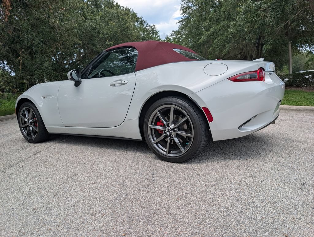 Used 2018 MAZDA MX-5 Miata Grand Touring RWD image 6