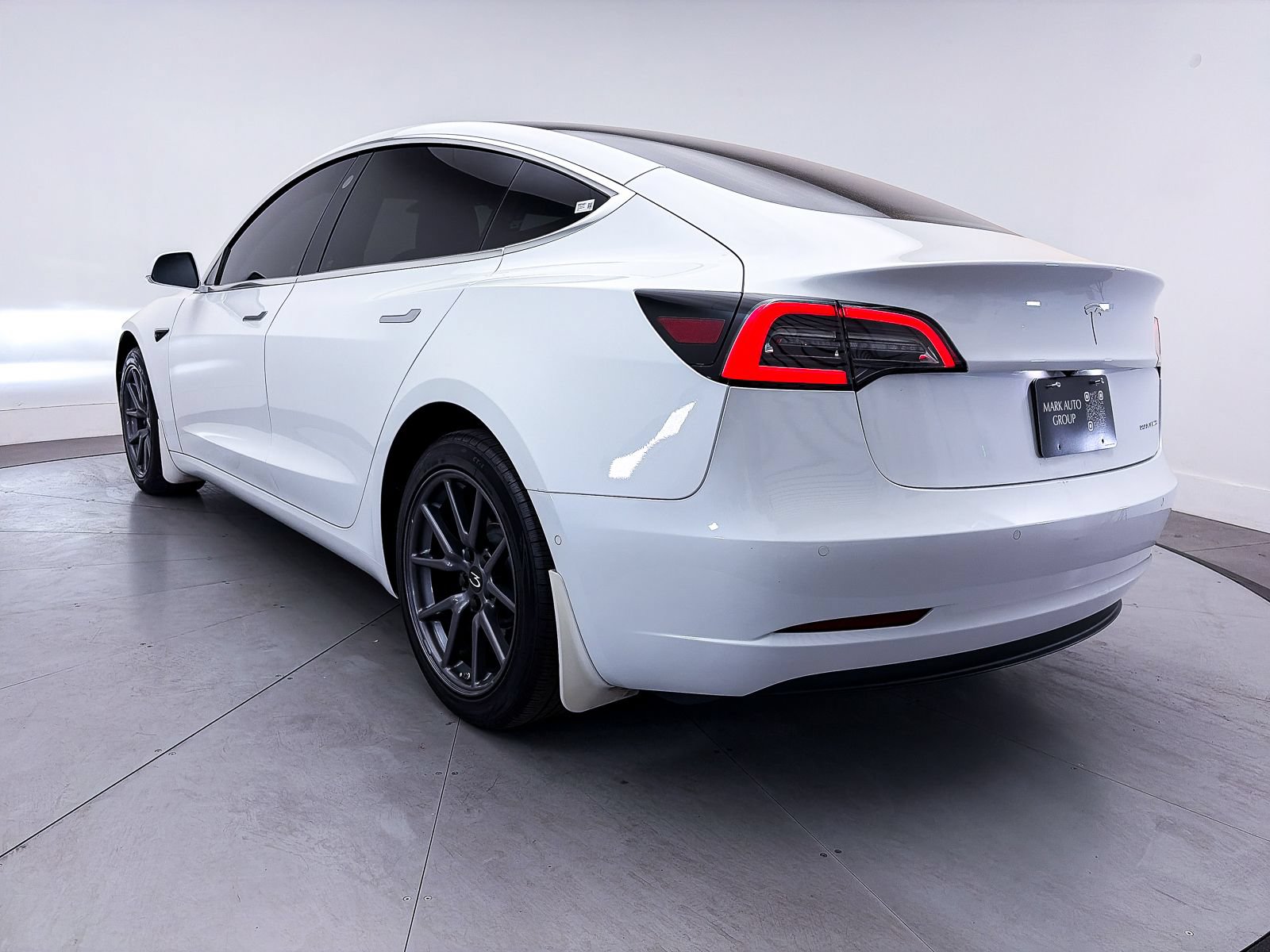 Used 2019 Tesla Model 3 Long Range AWD/4WD image 13