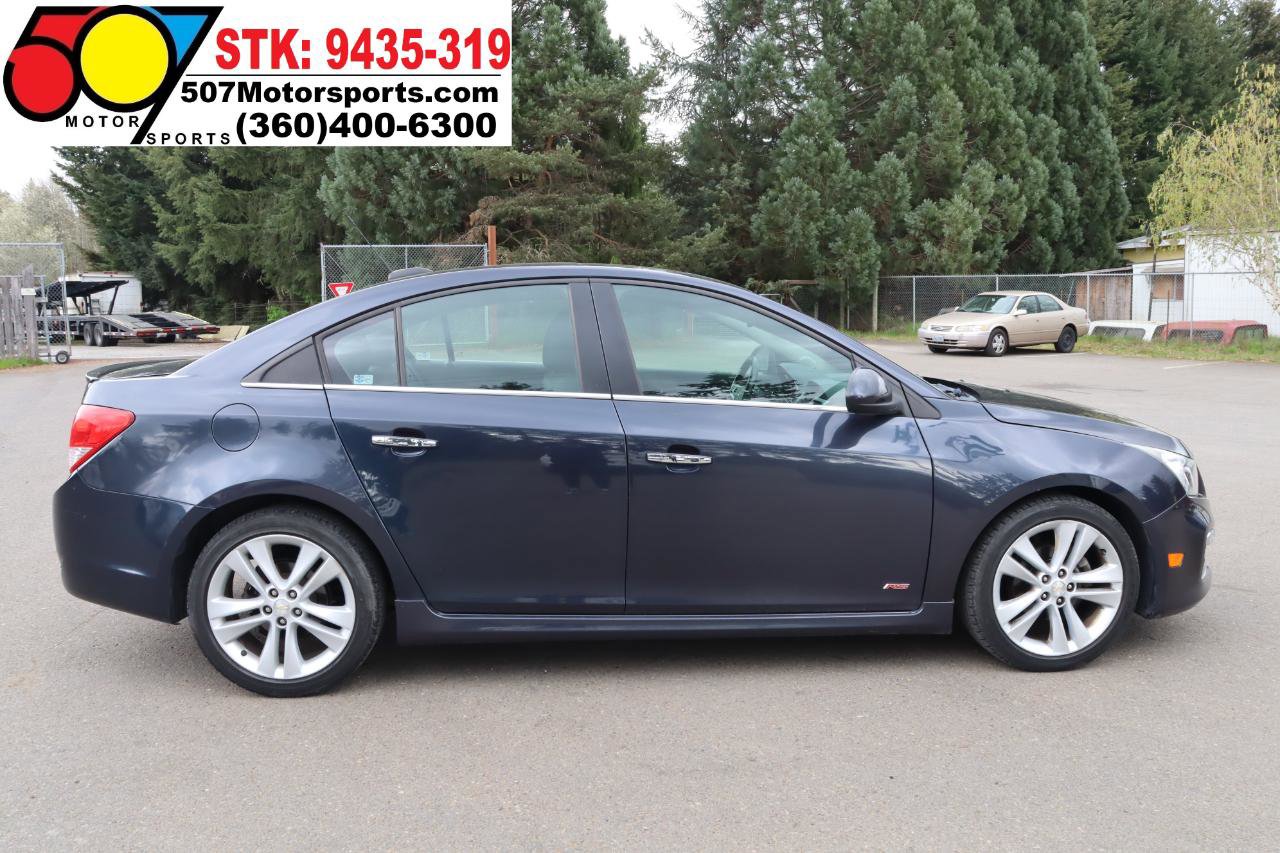 Used 2015 Chevrolet Cruze LTZ w/ Sun, Sound and Sport Package FWD image 9