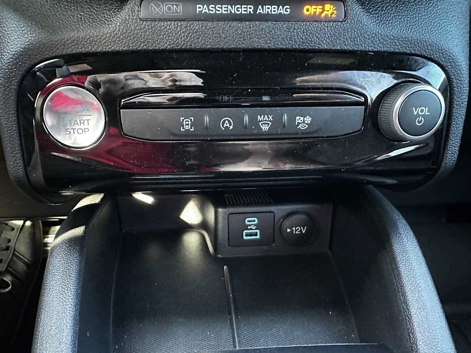Used 2023 Ford Escape ST-Line w/ Tech Pack #1 FWD image 22