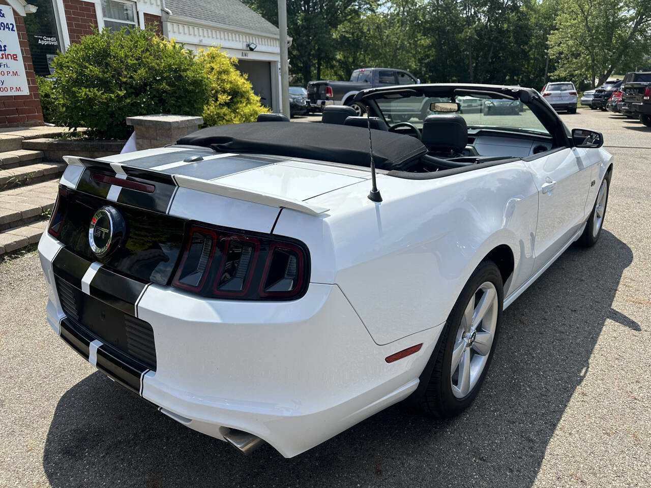 Used 2014 Ford Mustang GT Premium image 8