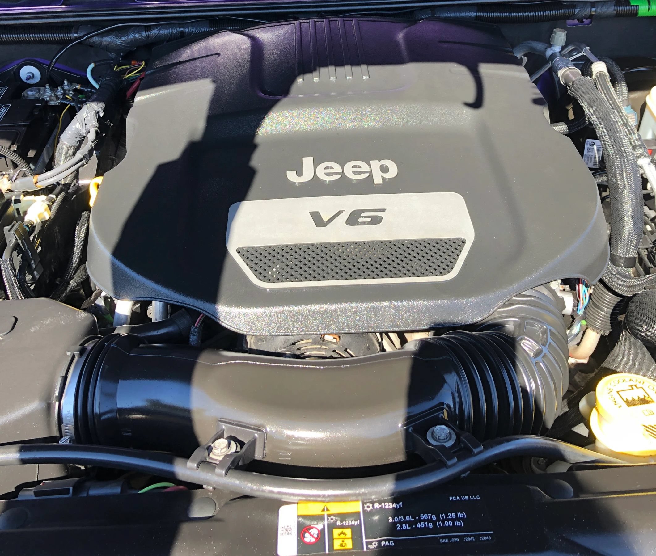 Used 2017 Jeep Wrangler Unlimited Sahara AWD/4WD image 9
