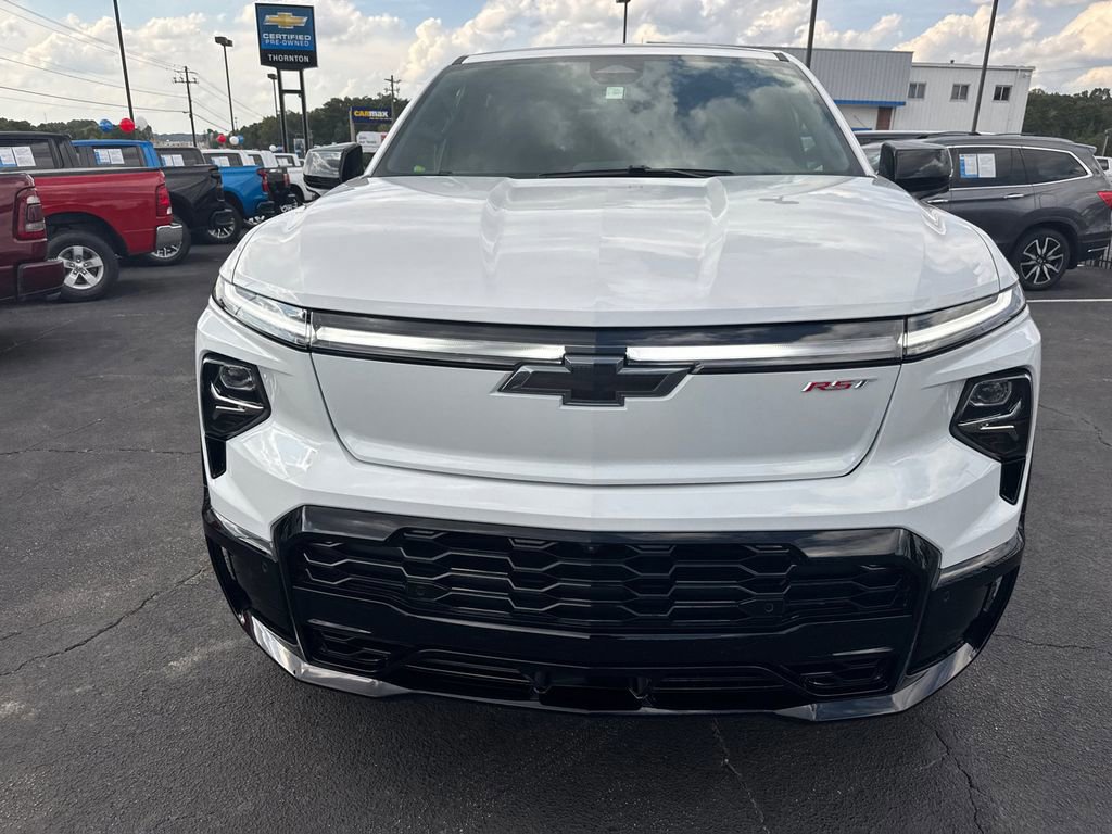 New 2024 Chevrolet Silverado EV RST AWD/4WD image 3