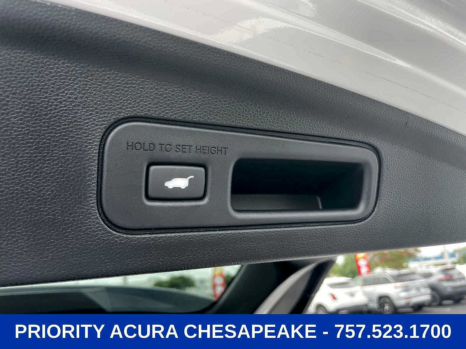 Certified 2025 Acura MDX SH-AWD w/ Technology Package image 24