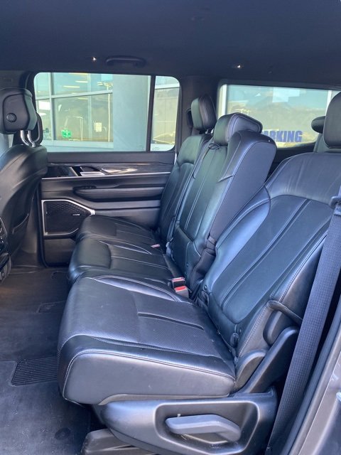 Used 2022 Jeep Wagoneer Series II image 12