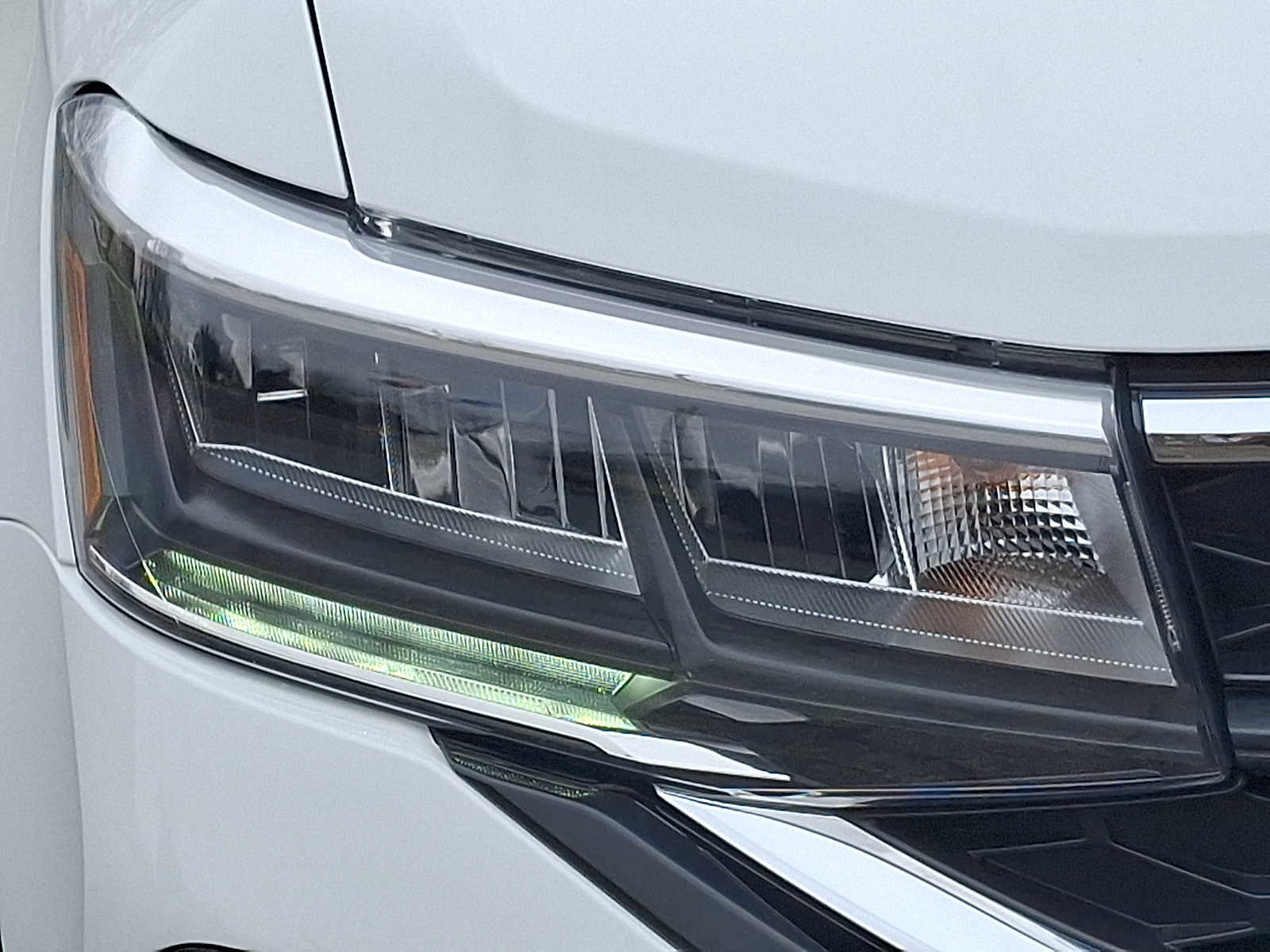 Used 2024 Volkswagen Taos S image 7