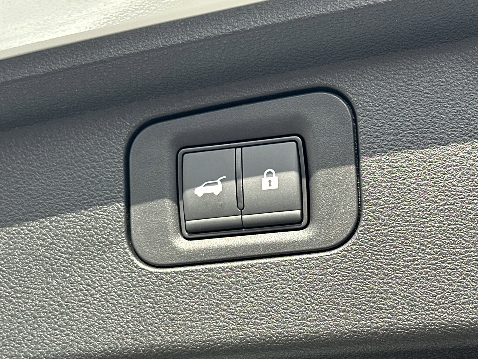 Certified 2026 Nissan Armada Platinum Reserve image 21