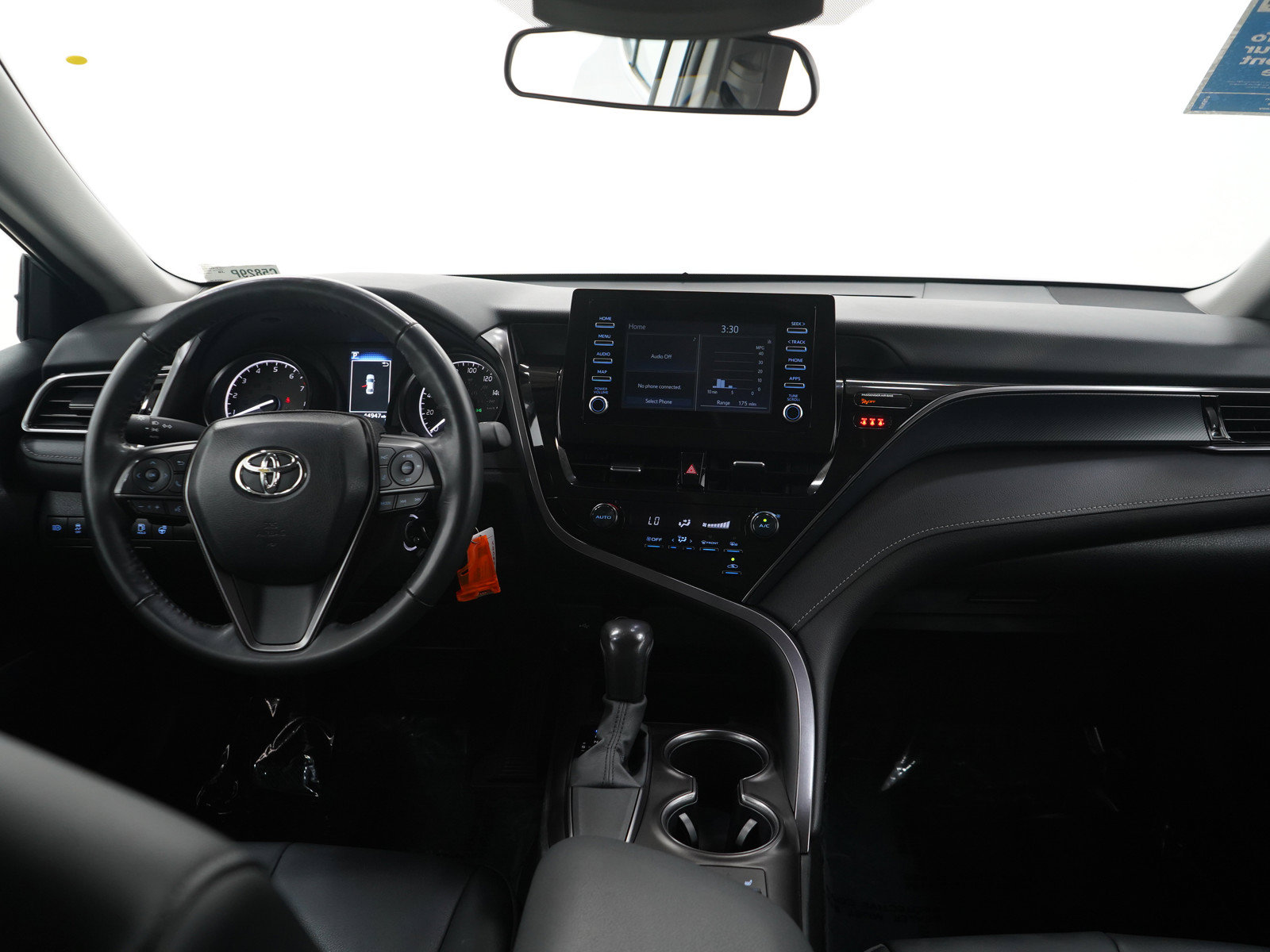 Used 2024 Toyota Camry SE FWD image 14