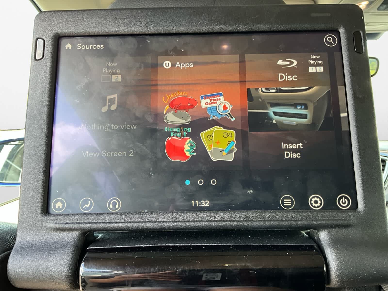 Used 2019 Chrysler Pacifica Touring-L Plus FWD image 18