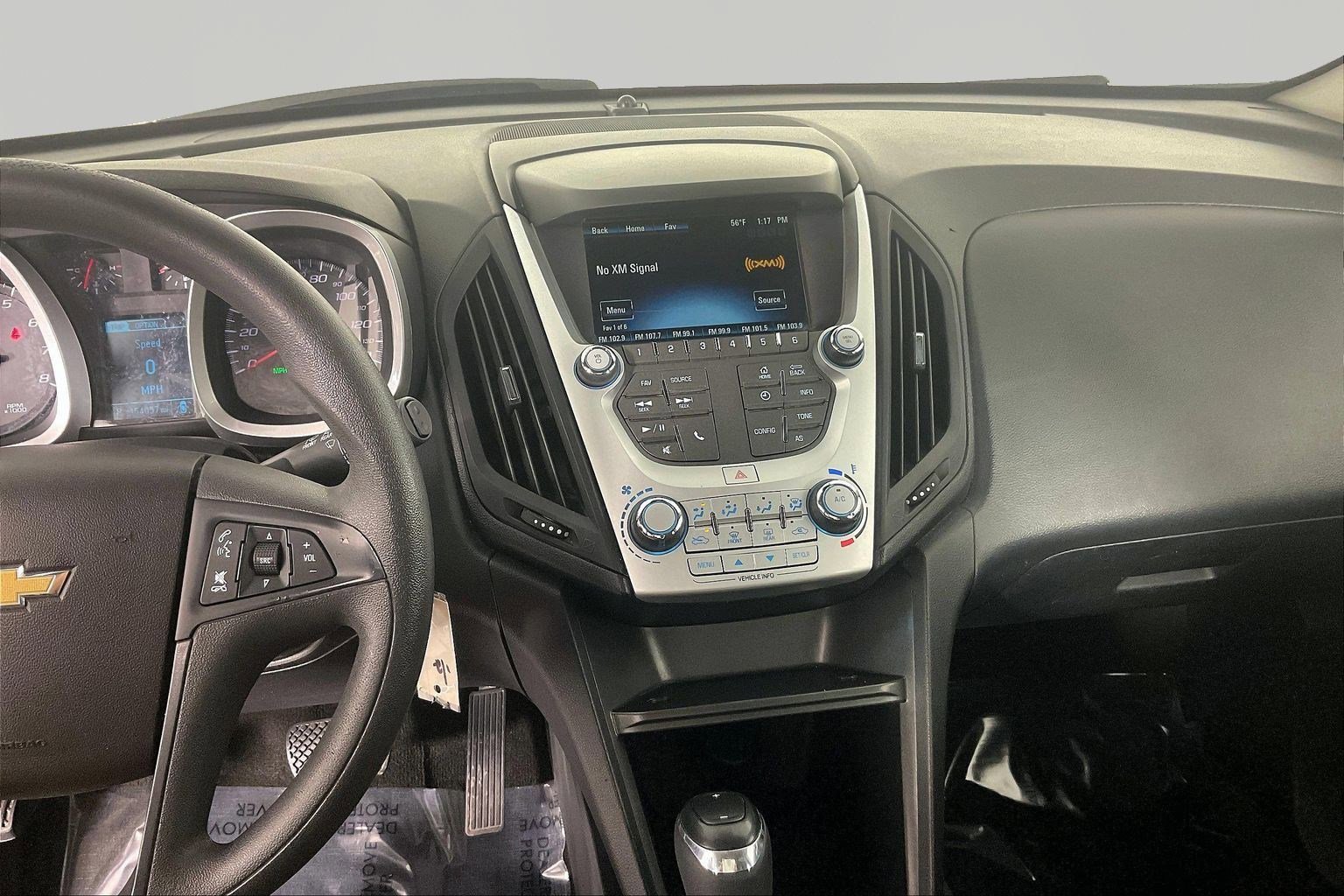 Used 2017 Chevrolet Equinox LS image 10