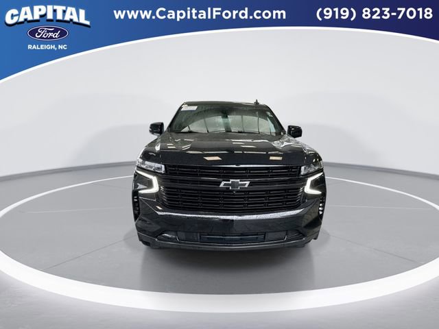 Used 2024 Chevrolet Suburban RST w/ Luxury Package AWD/4WD image 3