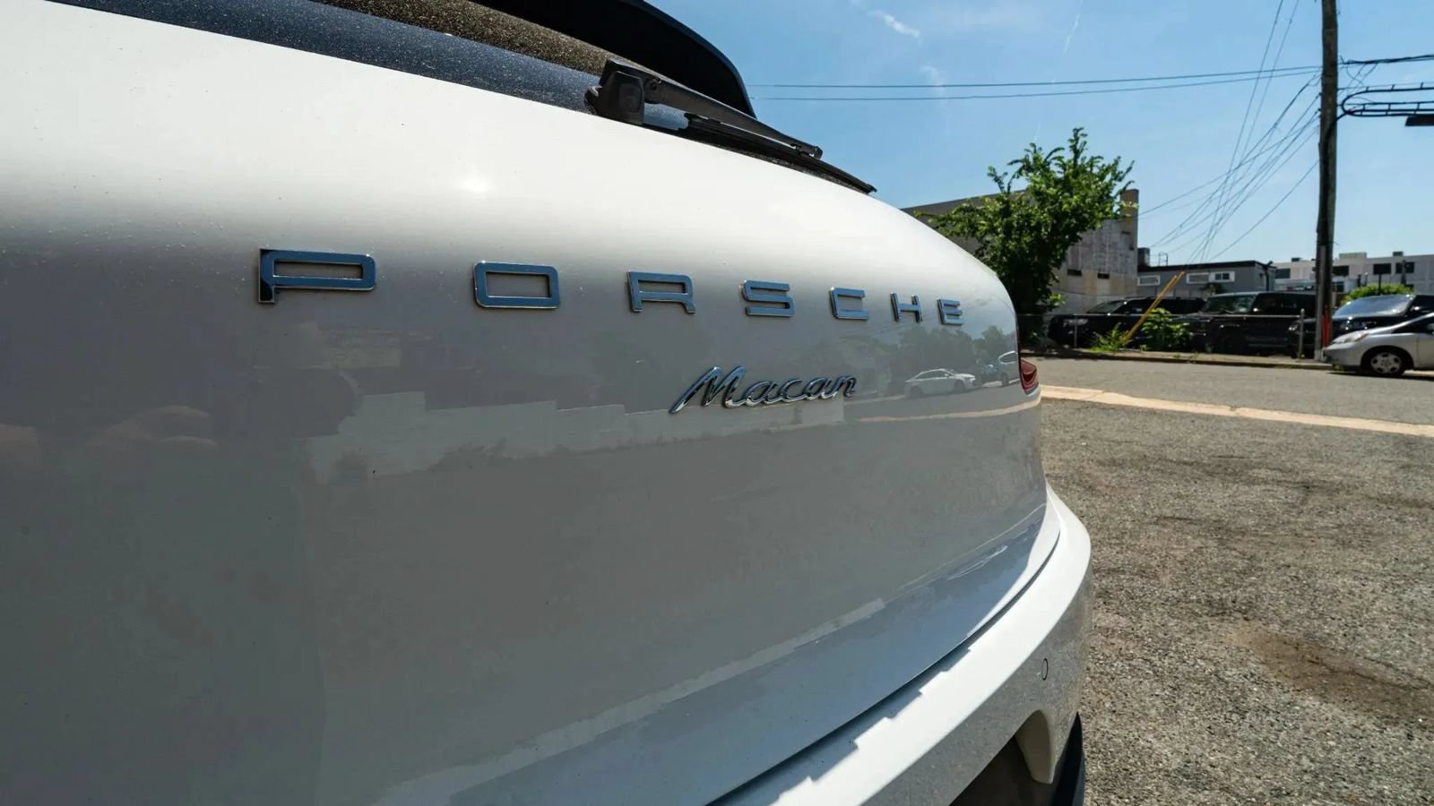 Used 2017 Porsche Macan AWD/4WD image 11