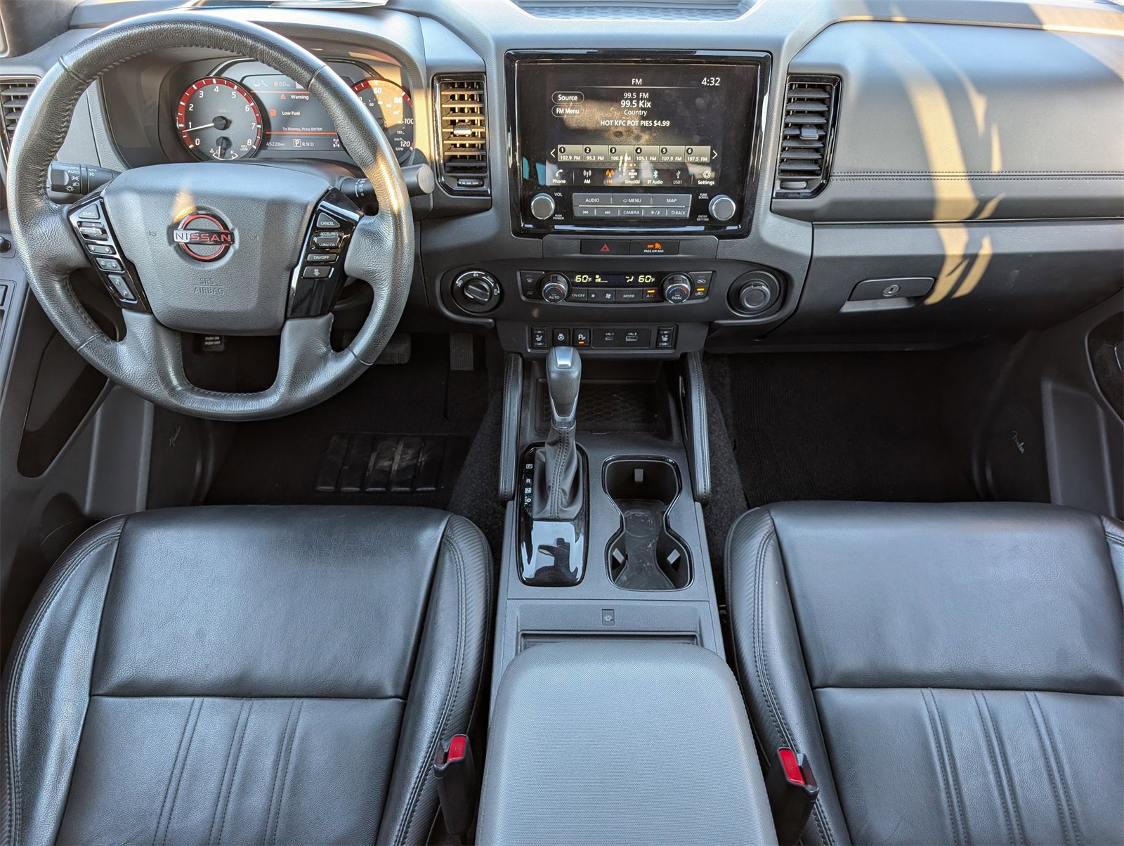 Used 2022 Nissan Frontier PRO-4X w/ Pro-4X Premium Package image 5