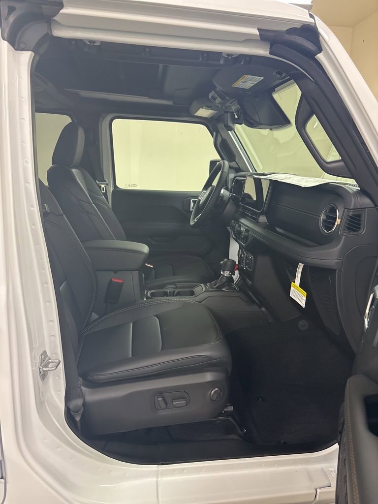 New 2026 Jeep Wrangler Sahara image 31