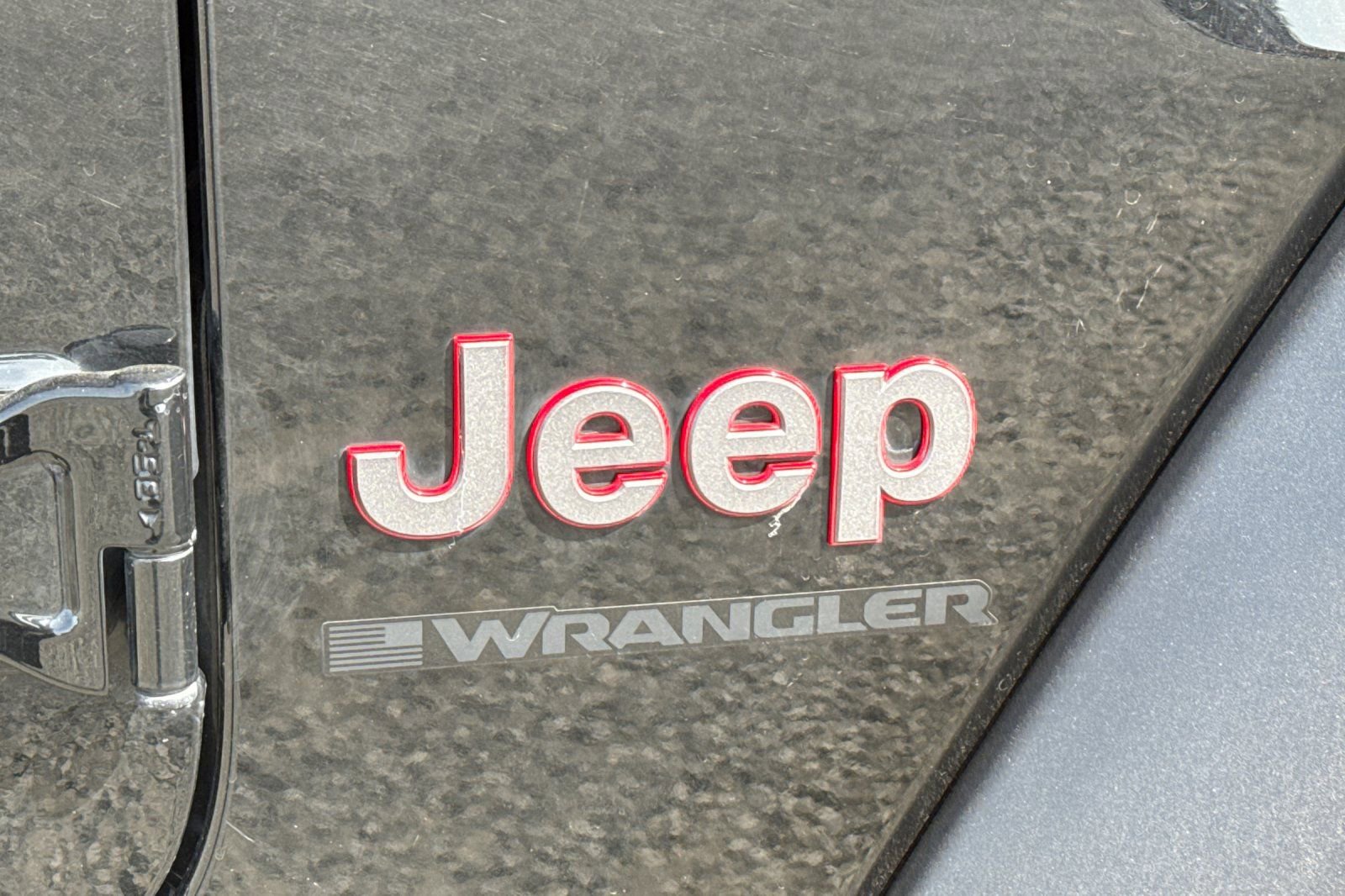 Used 2025 Jeep Wrangler Unlimited Rubicon AWD/4WD image 46