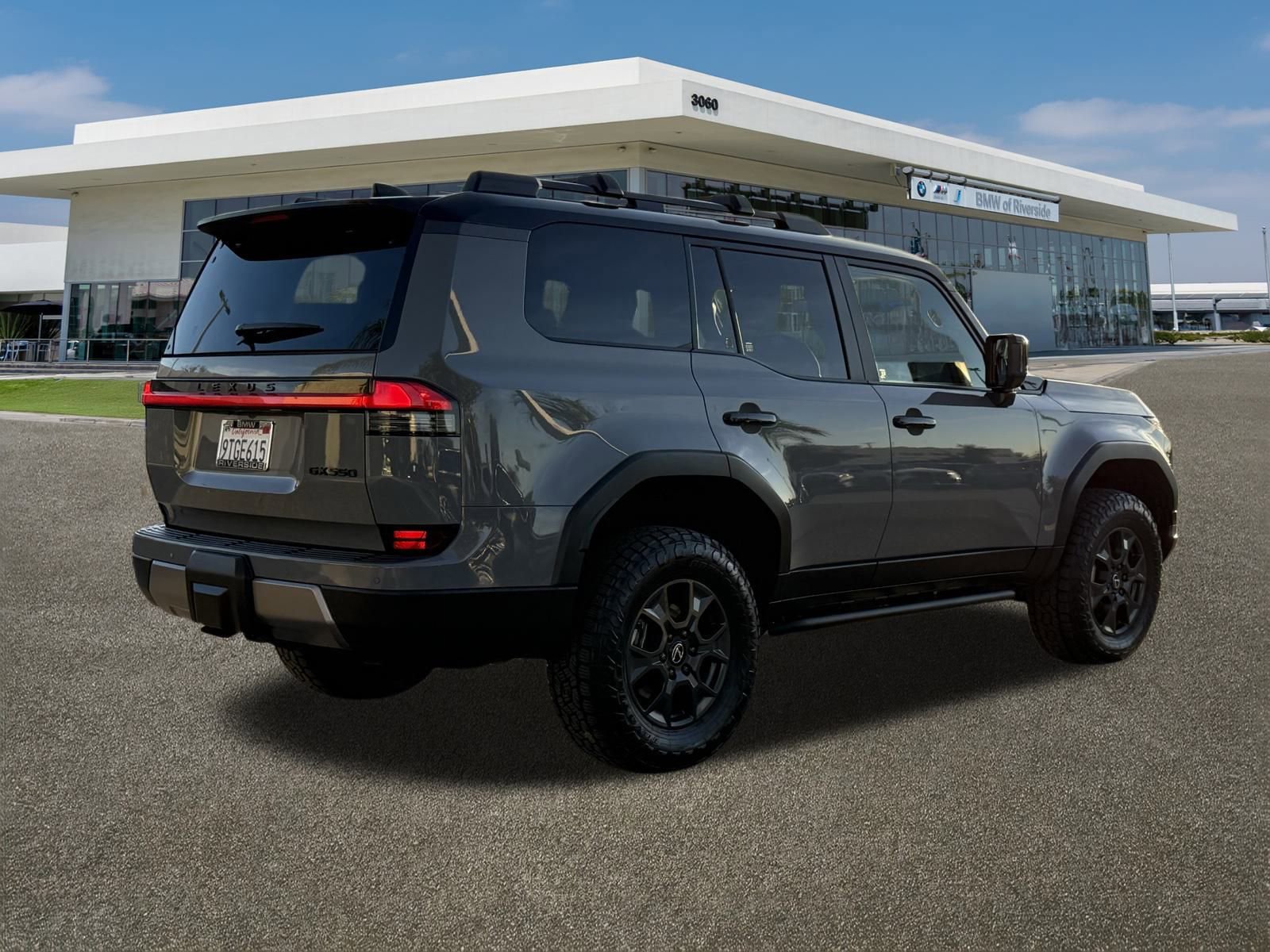 Used 2025 Lexus GX 550 image 10