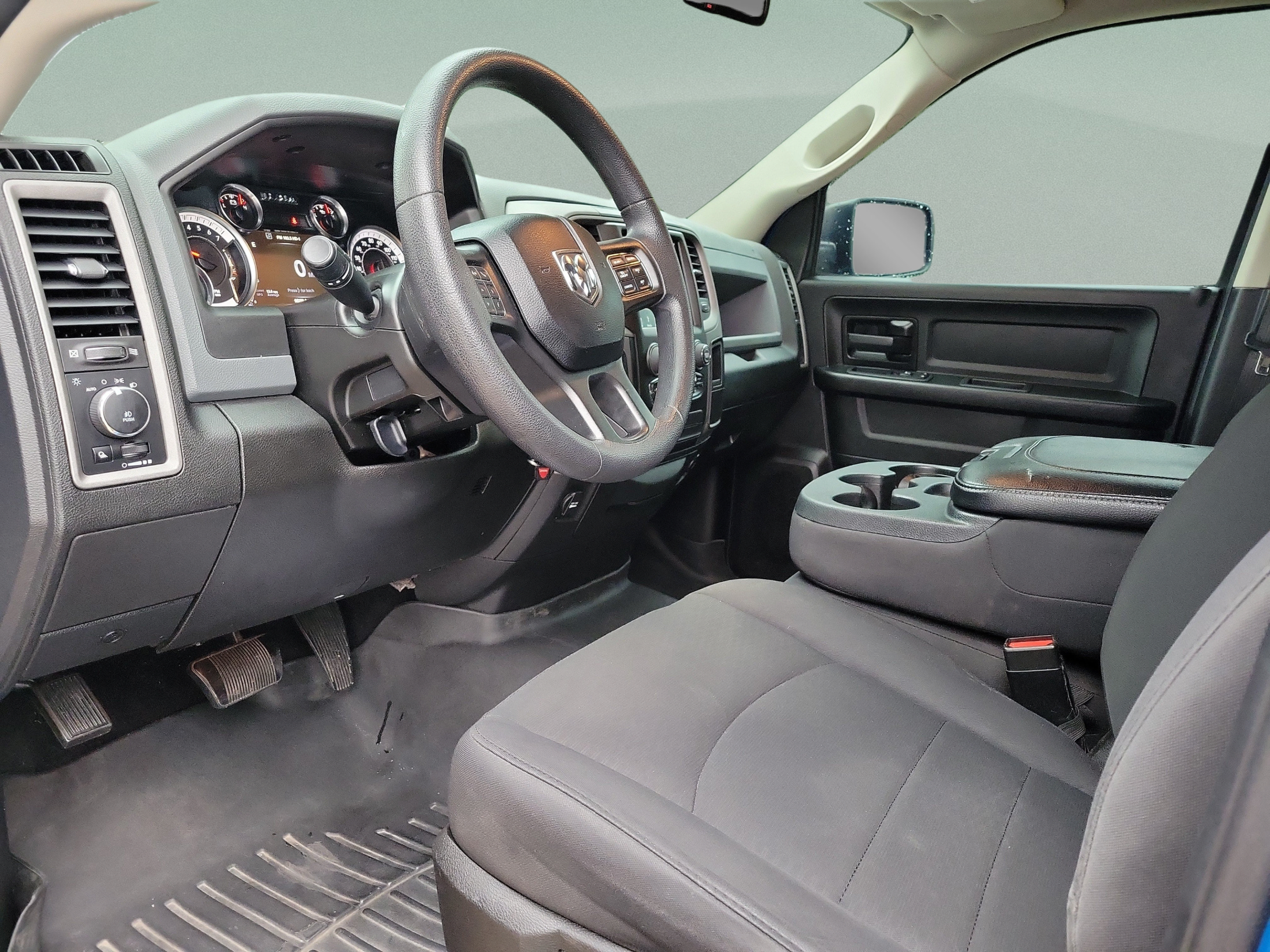 Used 2019 RAM 1500 Express w/ Express Value Package AWD/4WD image 14