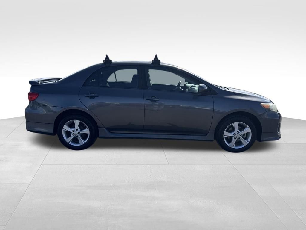 Used 2013 Toyota Corolla S image 13