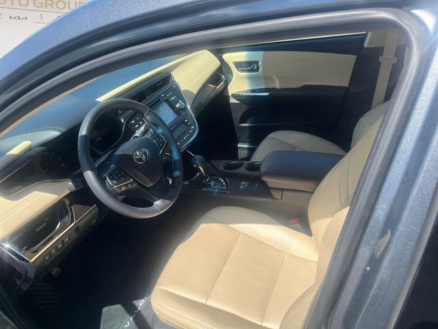 Used 2018 Toyota Avalon XLE Premium FWD image 9