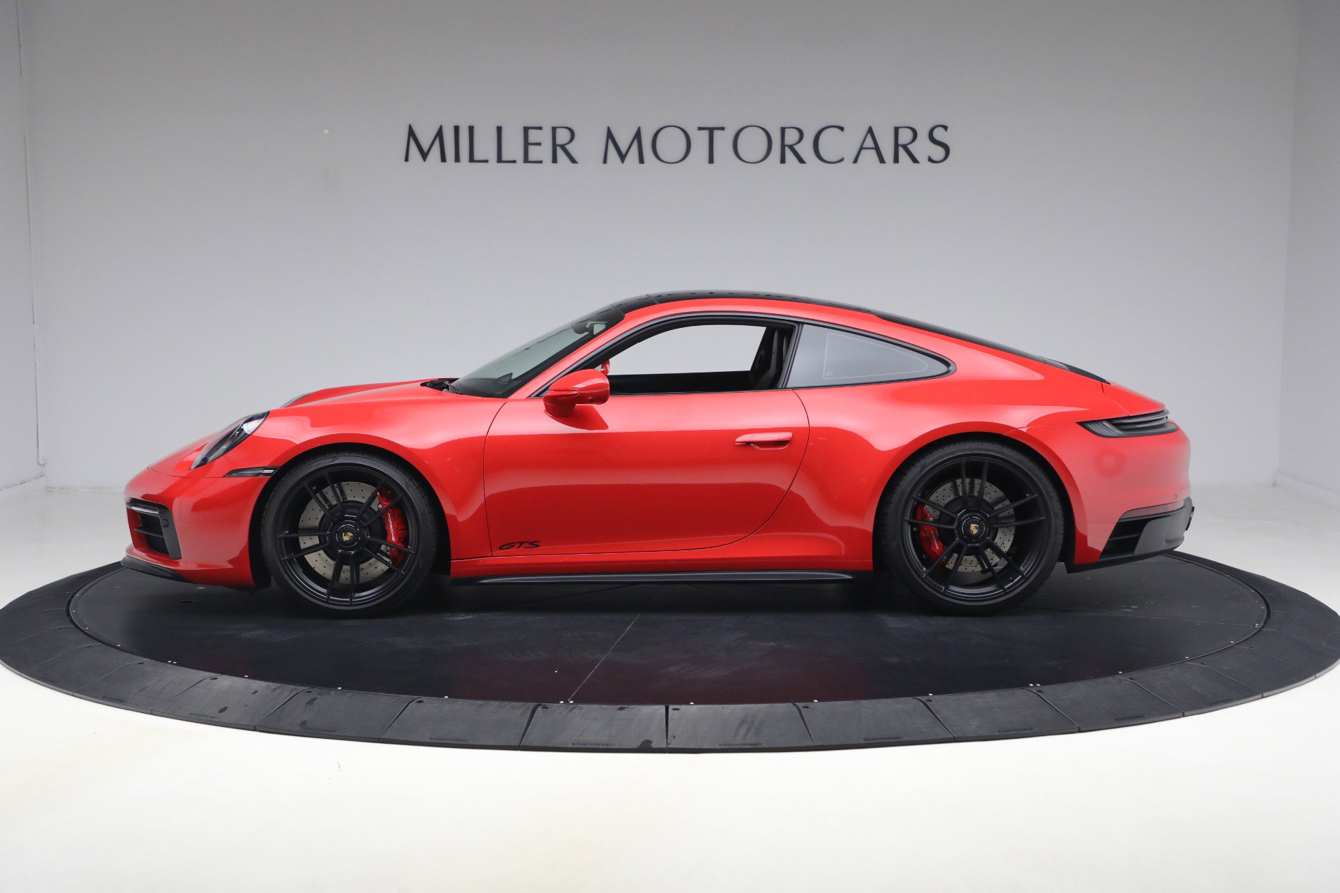 Used 2022 Porsche 911 Carrera 4 GTS image 3