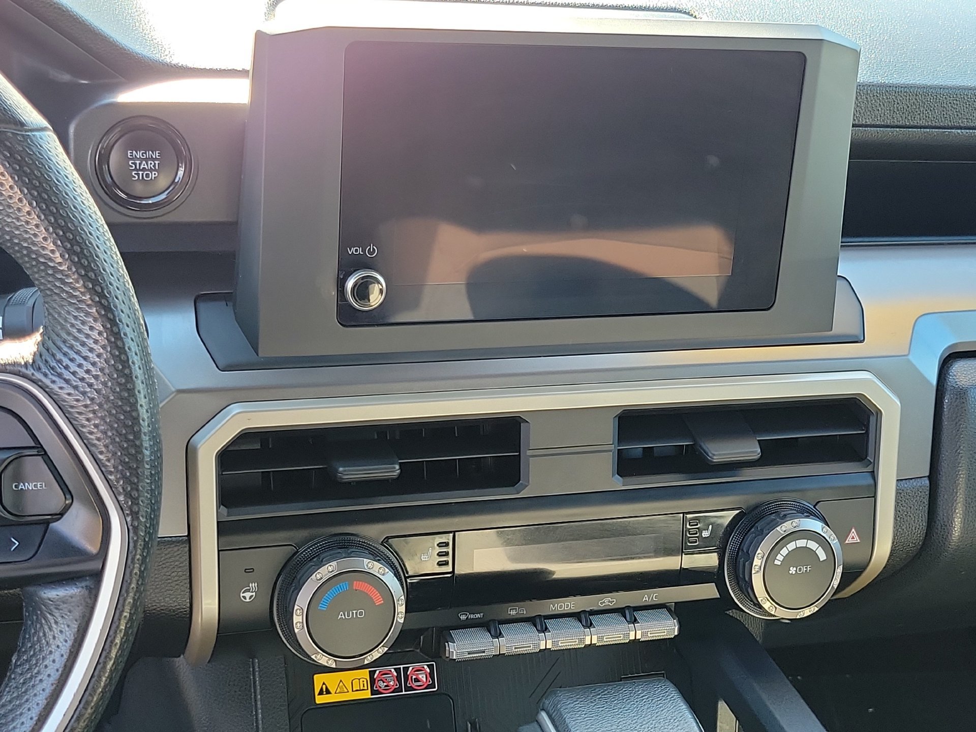 Used 2024 Toyota Tacoma SR5 AWD/4WD image 14