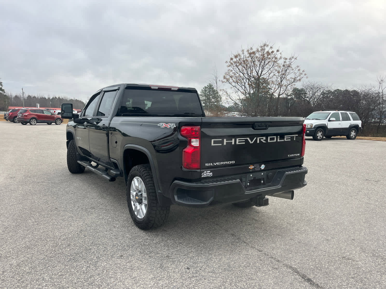 Used 2024 Chevrolet Silverado 2500 Custom w/ Custom Value Package image 6