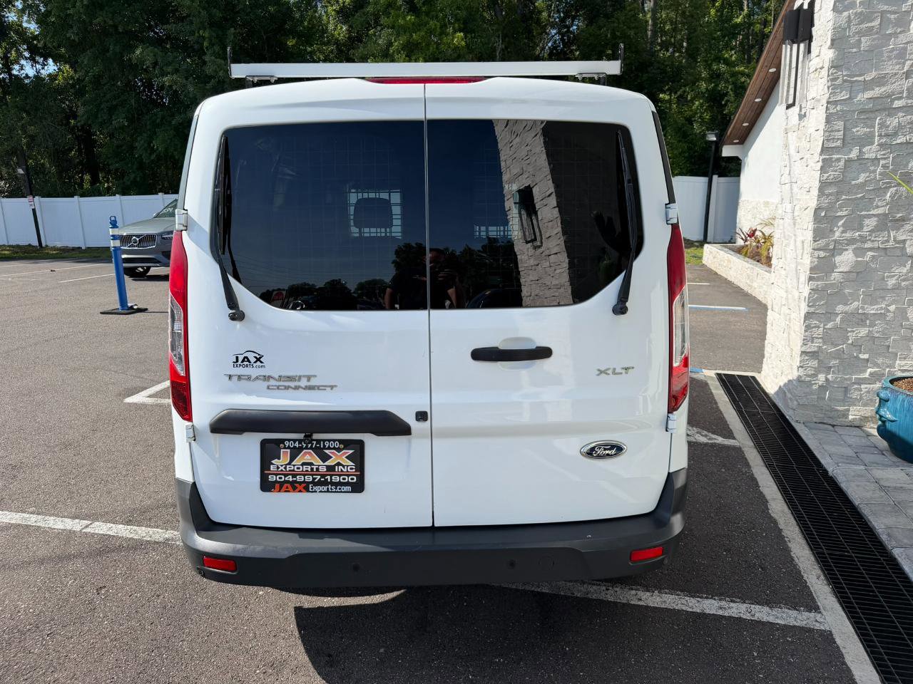Used 2016 Ford Transit Connect XLT FWD image 13