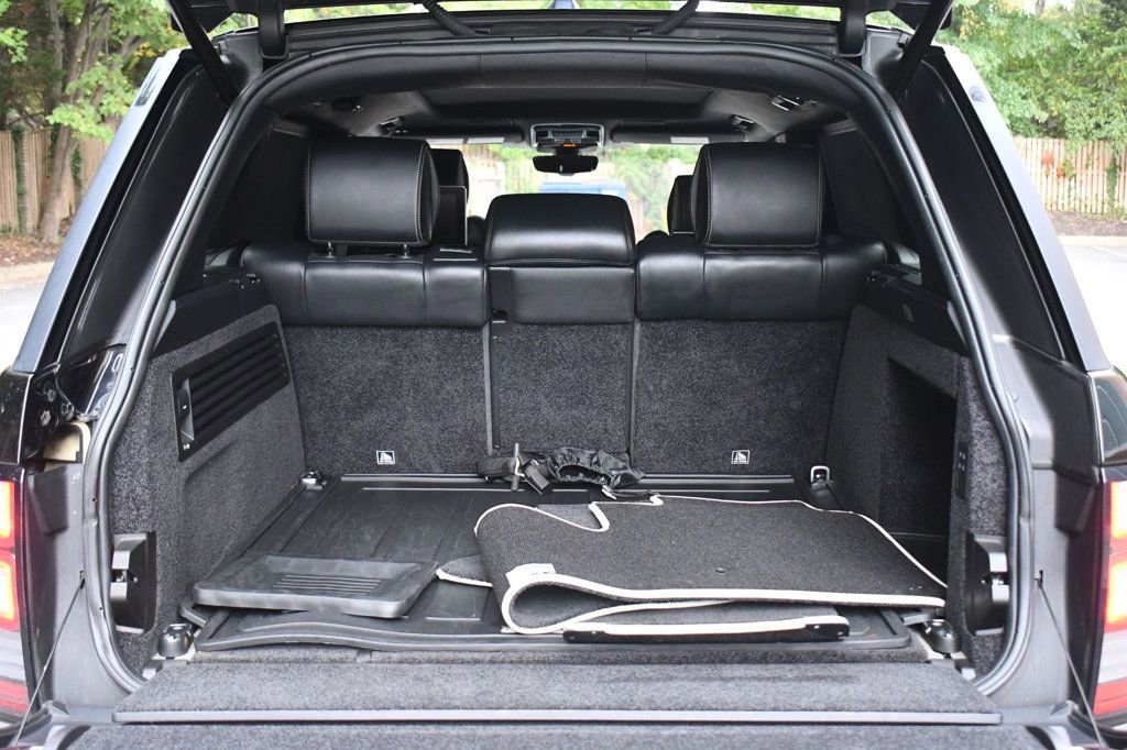 Used 2017 Land Rover Range Rover Long Wheelbase Autobiography image 8