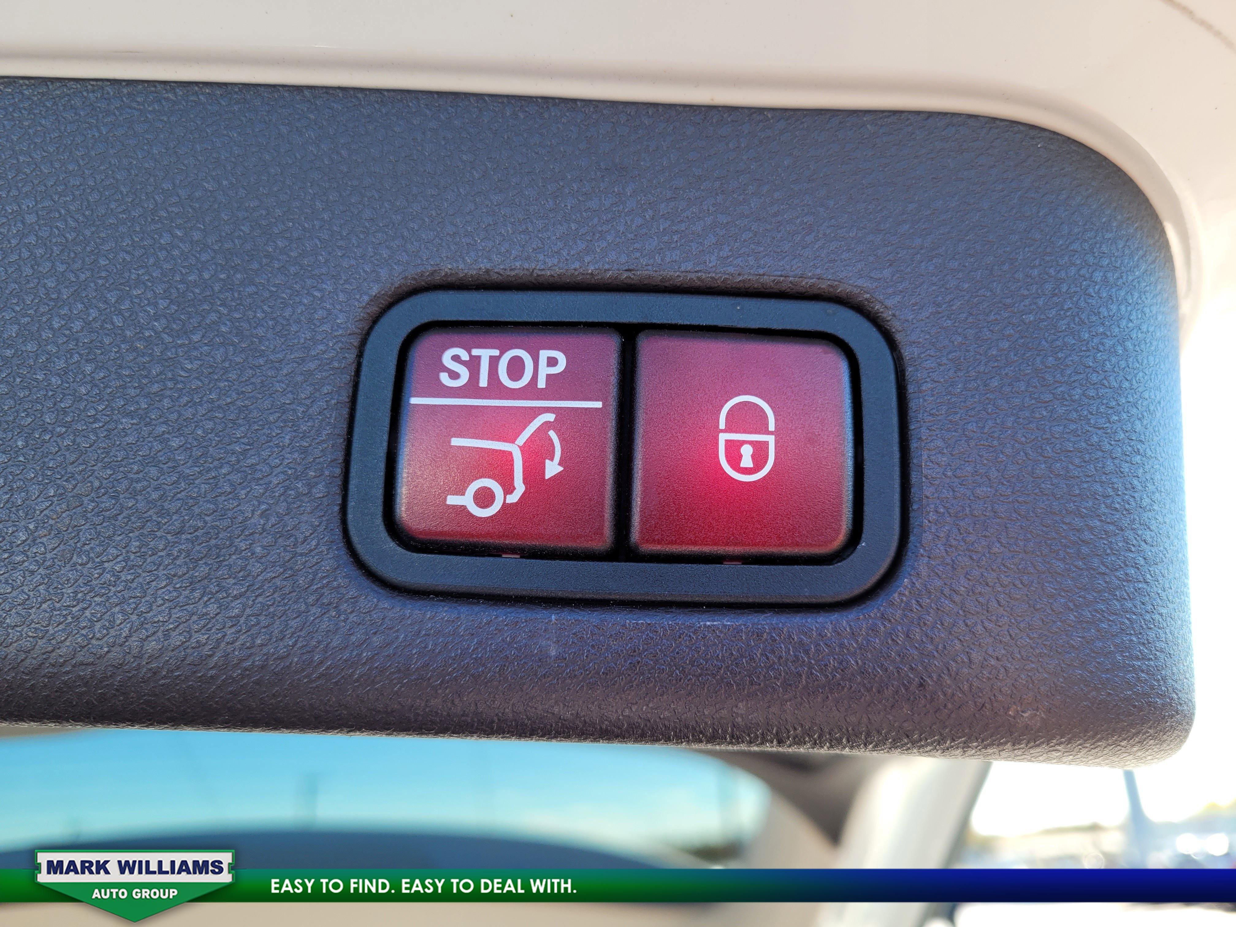 Used 2017 Mercedes-Benz GLE 350 4MATIC image 33