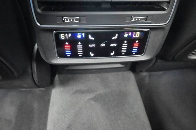 Used 2023 Audi SQ7 Prestige AWD/4WD image 15