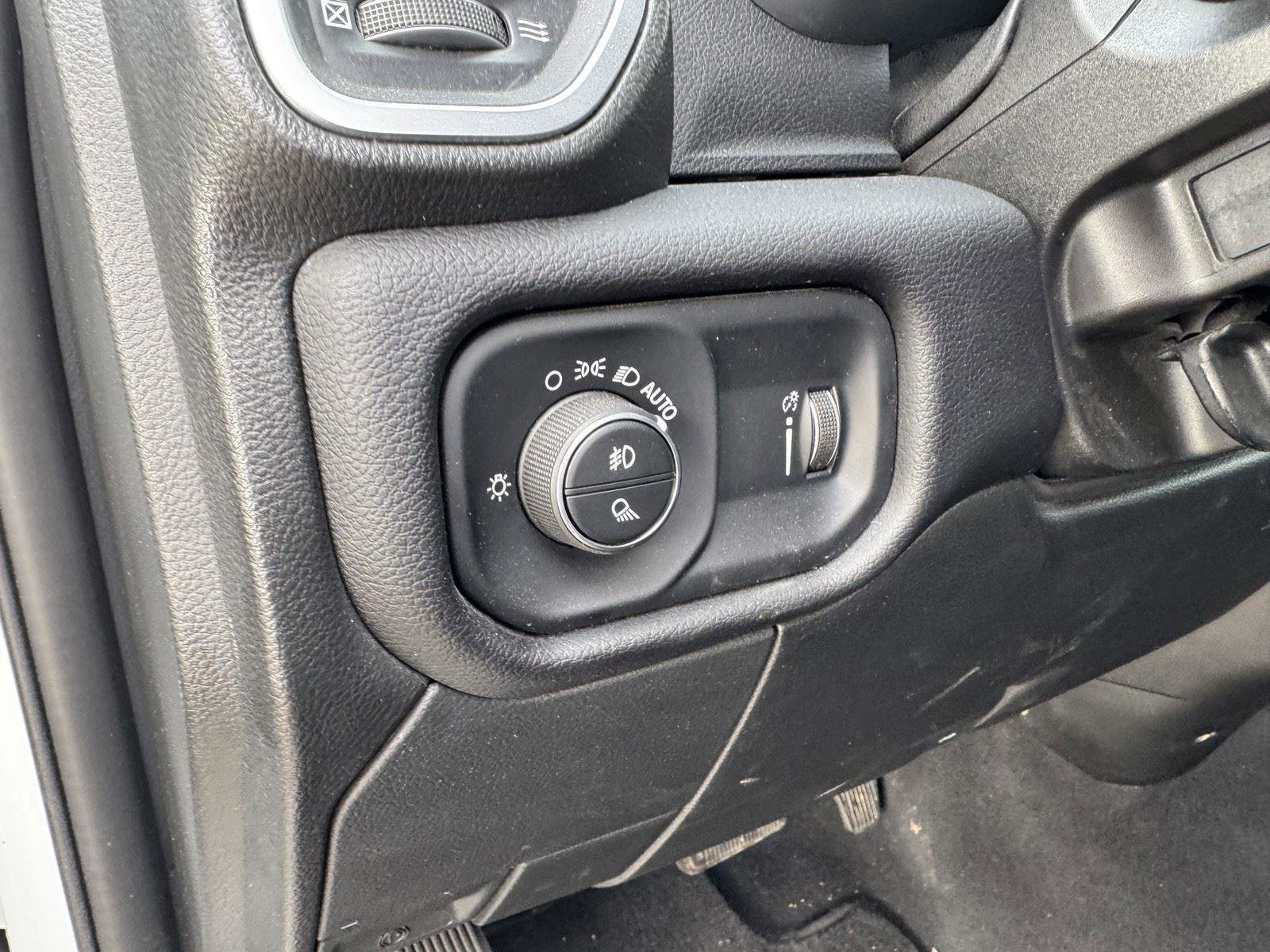 Used 2024 RAM 2500 Big Horn image 14