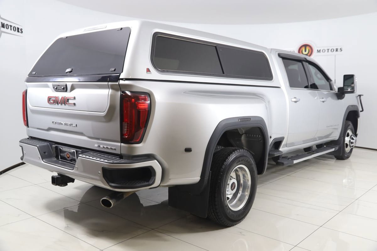 Used 2021 GMC Sierra 3500 Denali w/ Denali Ultimate Package AWD/4WD image 3