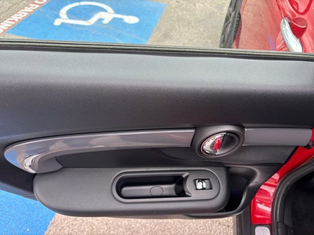 Used 2018 MINI Cooper Clubman S image 33