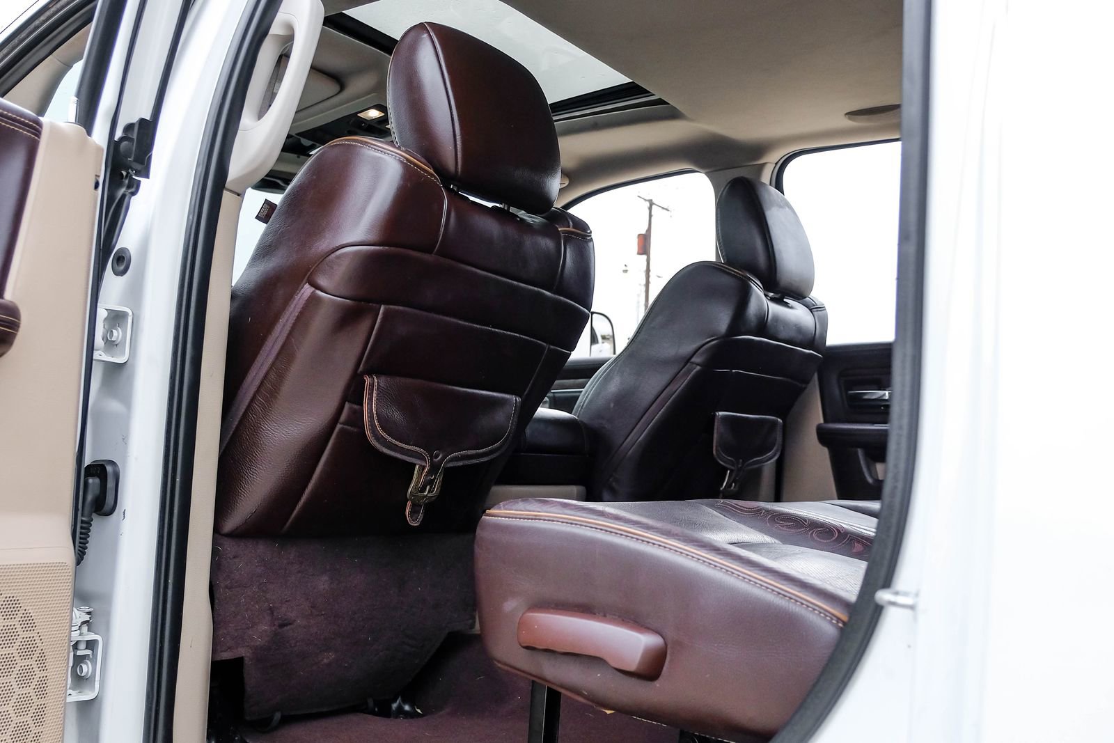 Used 2015 RAM 3500 Laramie Longhorn AWD/4WD image 44